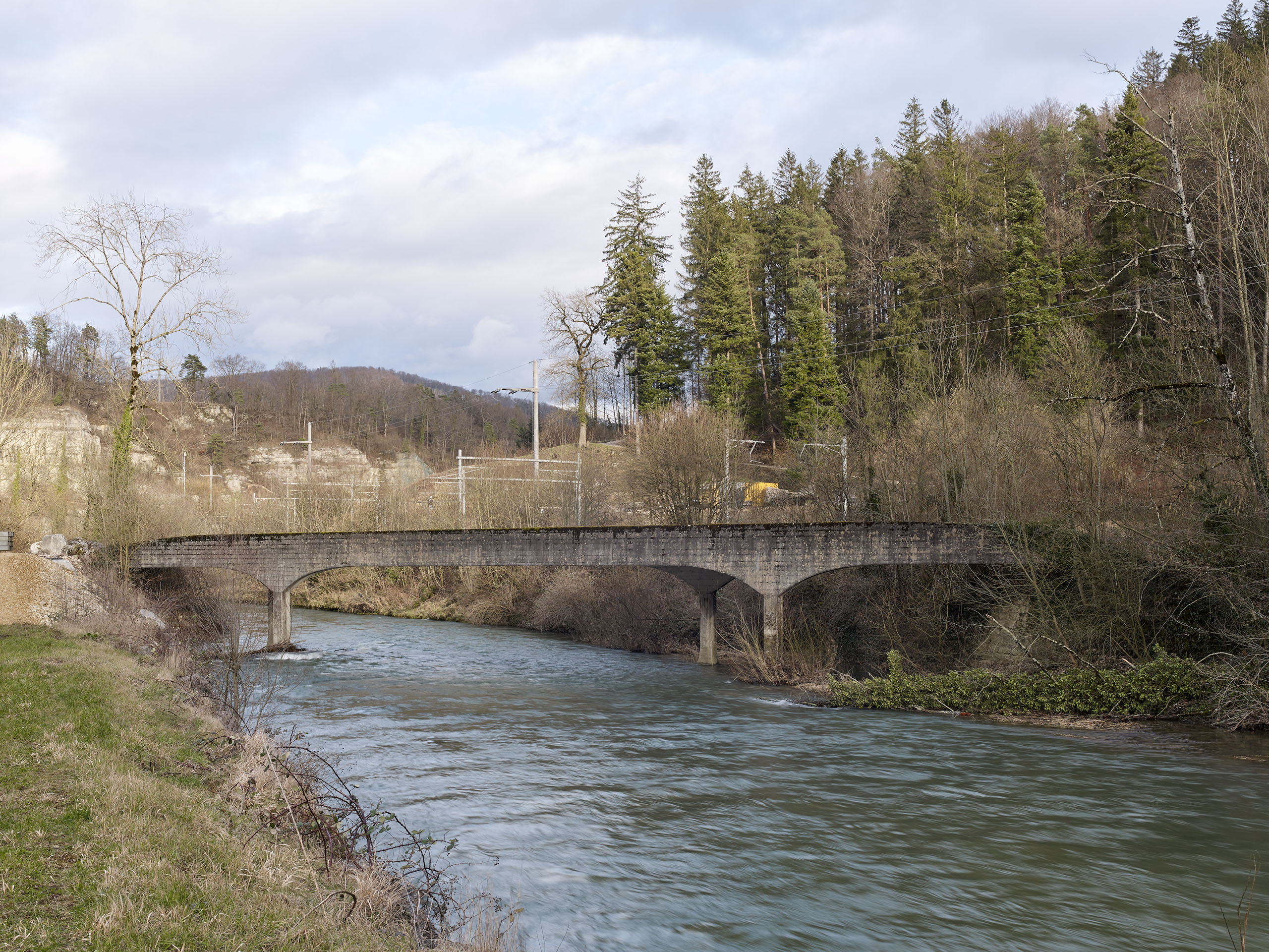 E17644 LI37 AP45 098466